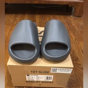 Genuine!!! - Slate grey  yeezy adidas slides.
